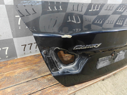 Крышка багажника Toyota Camry (XV50) 11-18 Б/У Оригинал 6440106C80