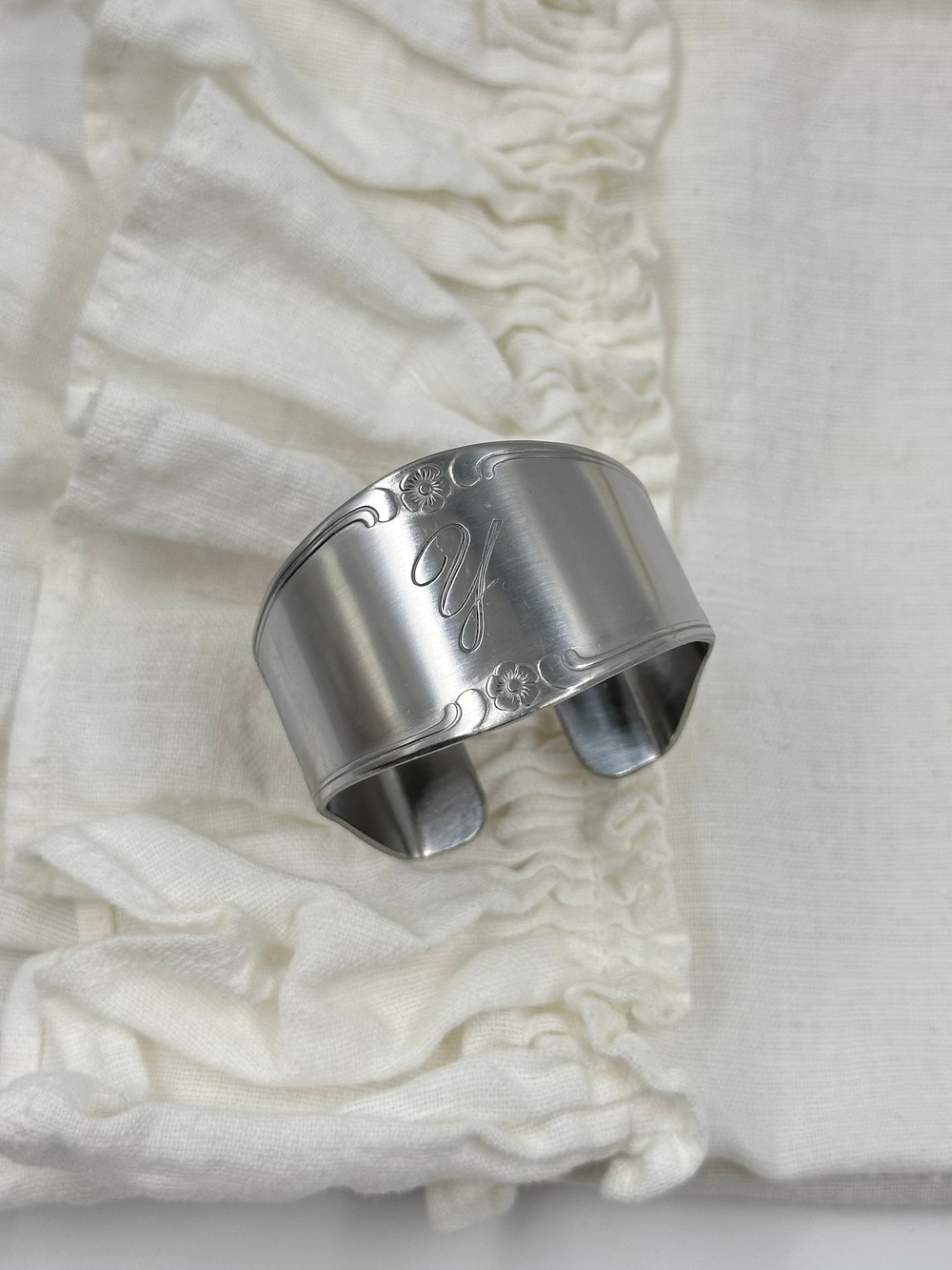 Кольцо для салфетки с монограммой Y Custom Craft