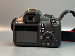 Canon 1100D Kit 18-55mm 9.500 кадров