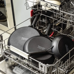 KitchenAid Набор из 2-х сковород Classic 20+28 см. CC005685-001
