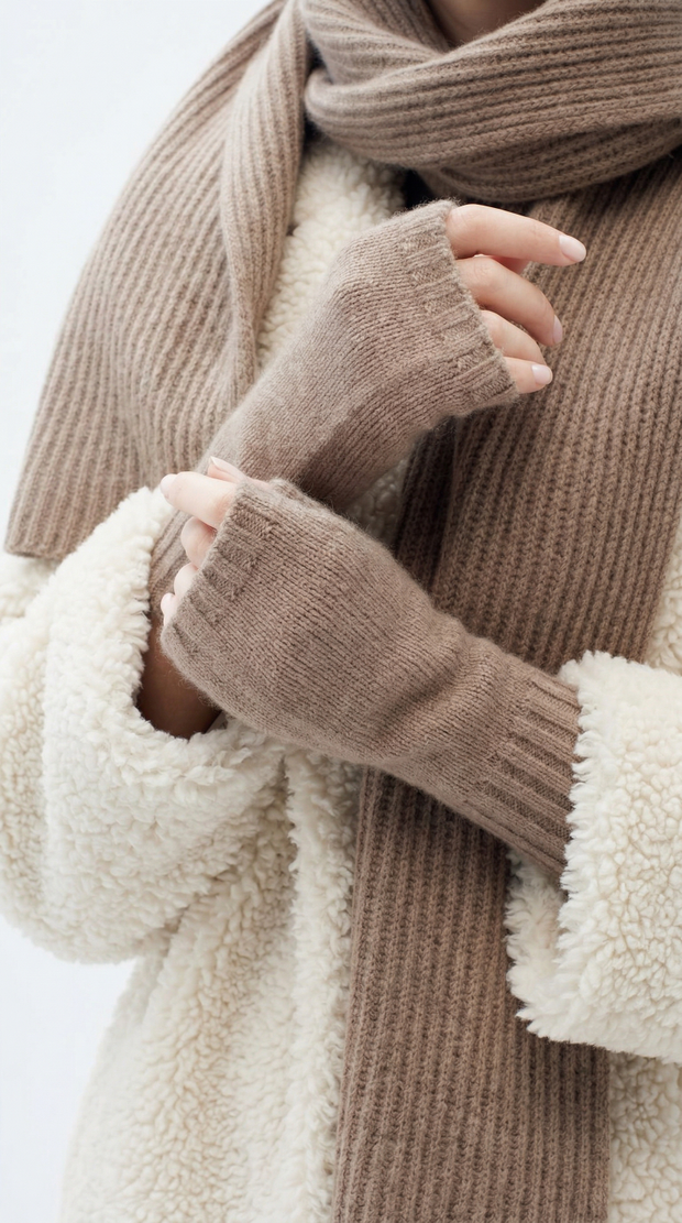 Митенки женские М813-29 темно-бежевые