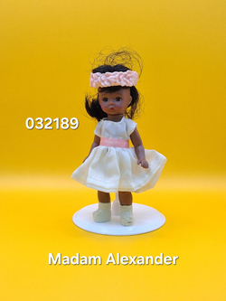 Коллекционная кукла Madame Alexander McDonalds 032189