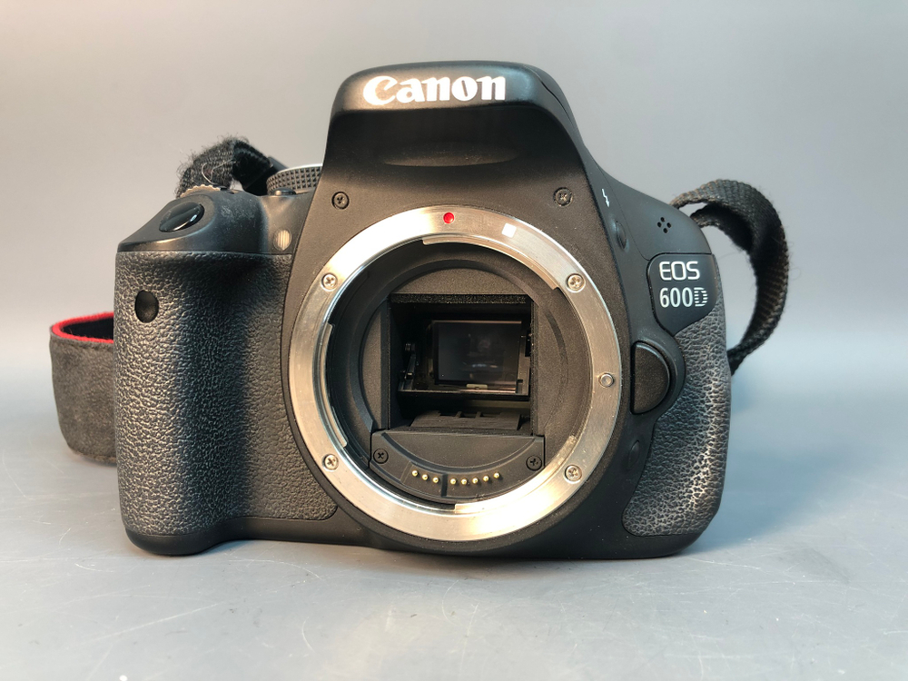 Canon 600D Body, 50.500 кадров.