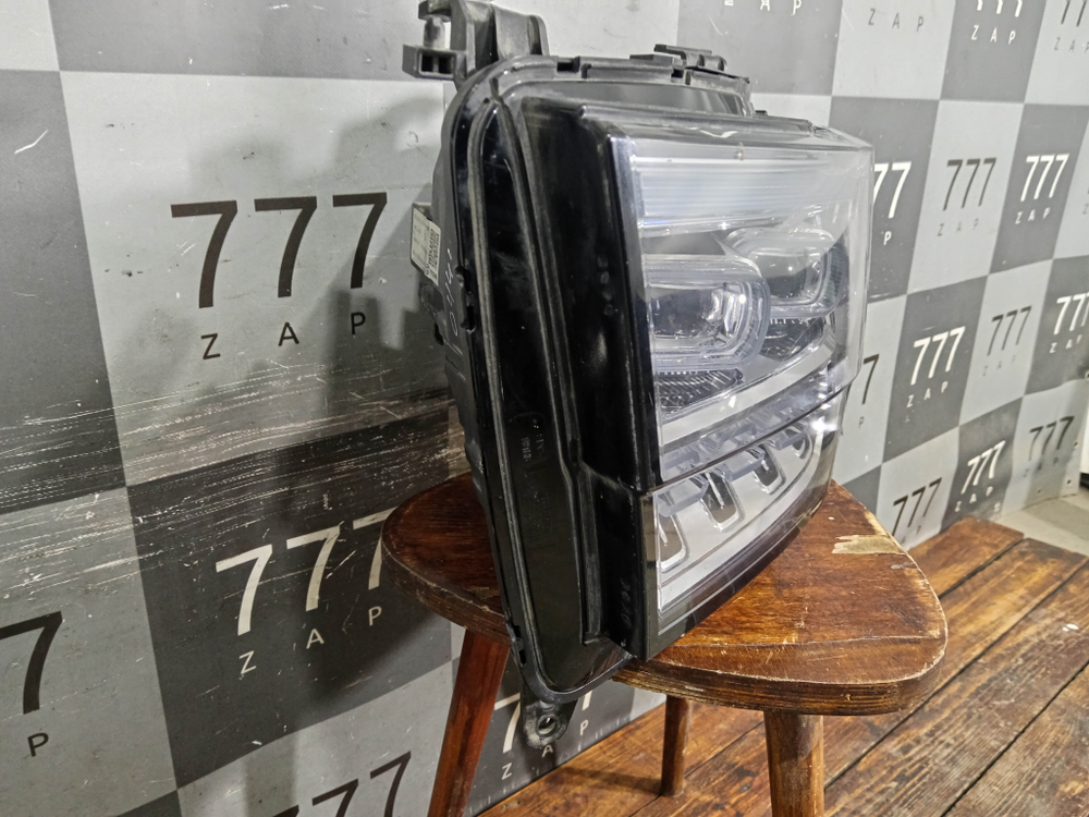 Фара левая LED Tank 500 21-нв Б/У Оригинал 4121104XKV3AA