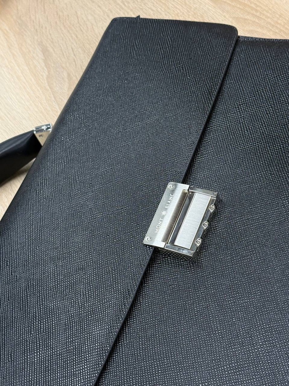 Портфель Montblanc