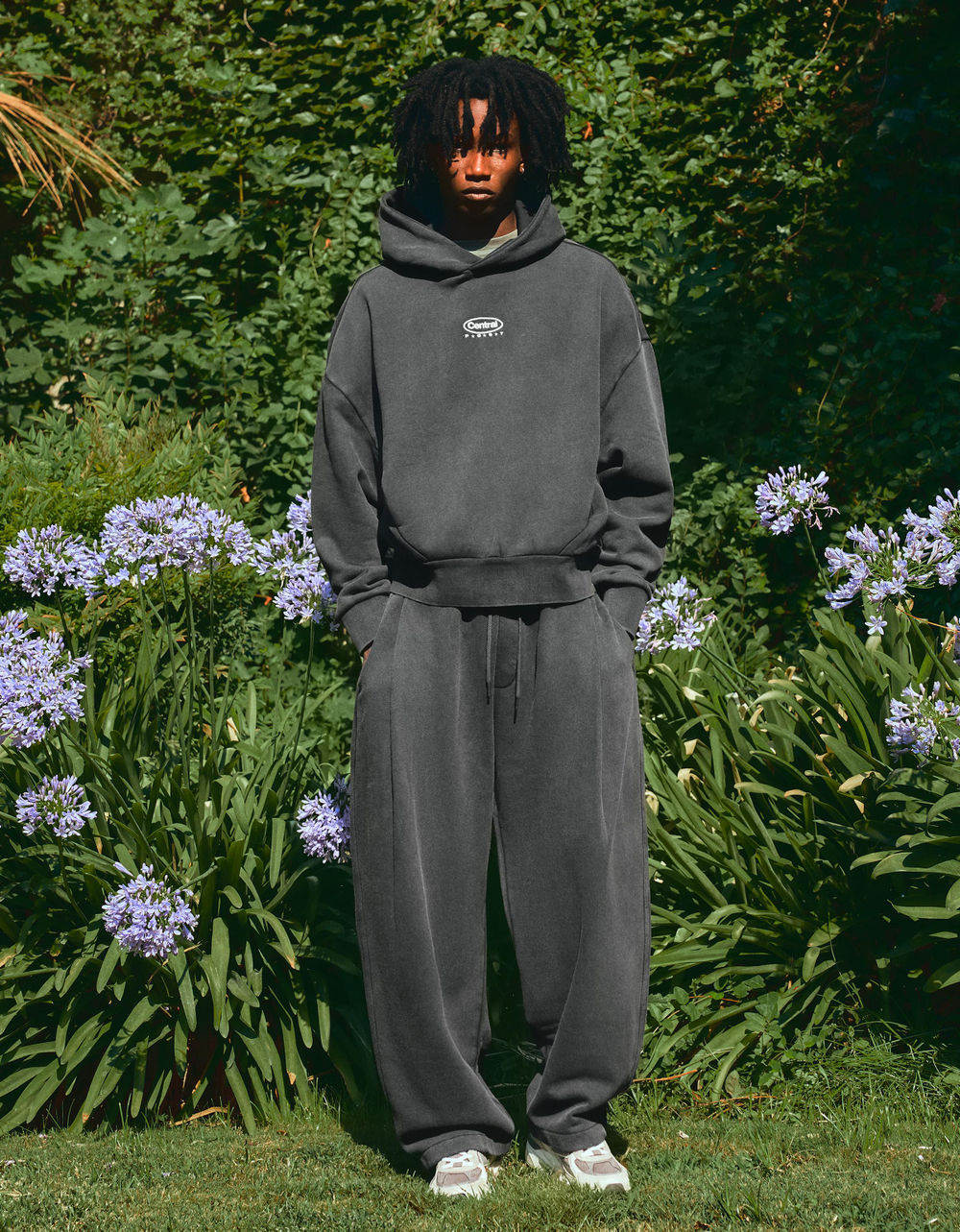 Мужские брюки balloon fit с эффектом стирки - BERSHKA