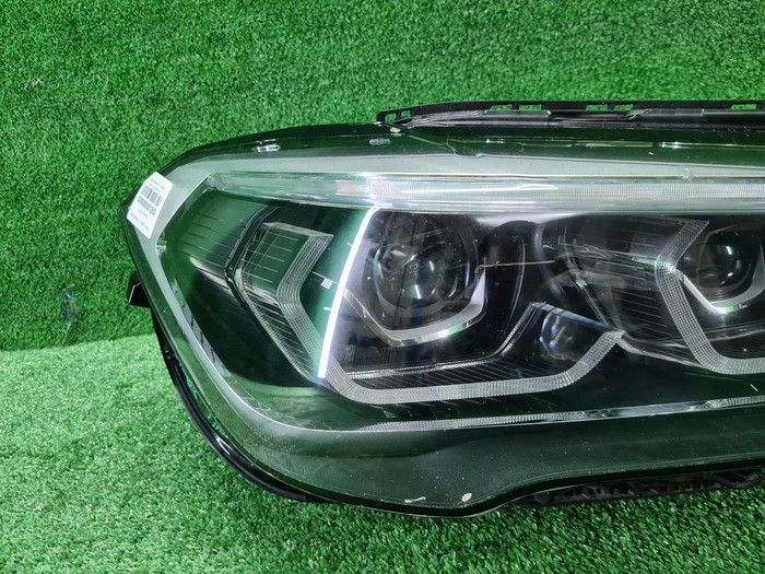 Фара правая BMW X1 F48 (2019-2022) LED (В пленке)