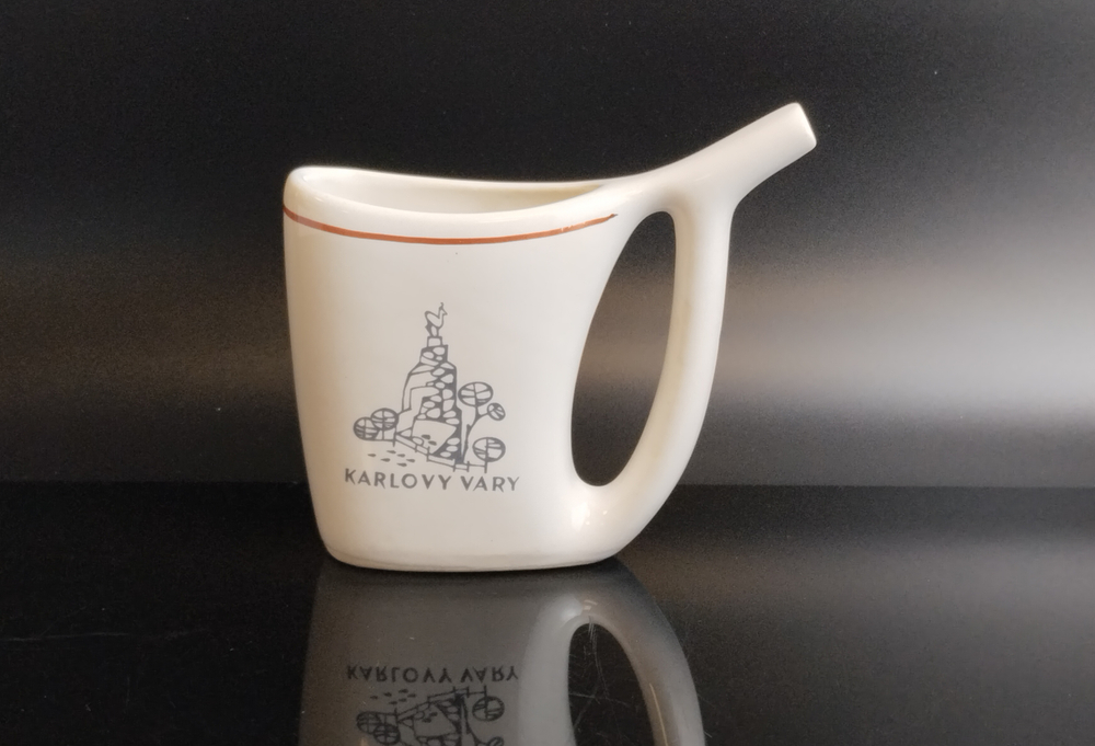 Кружка поильник маленькая, фарфор, Карловы Вары, винтаж времён СССР 1960-1980 гг