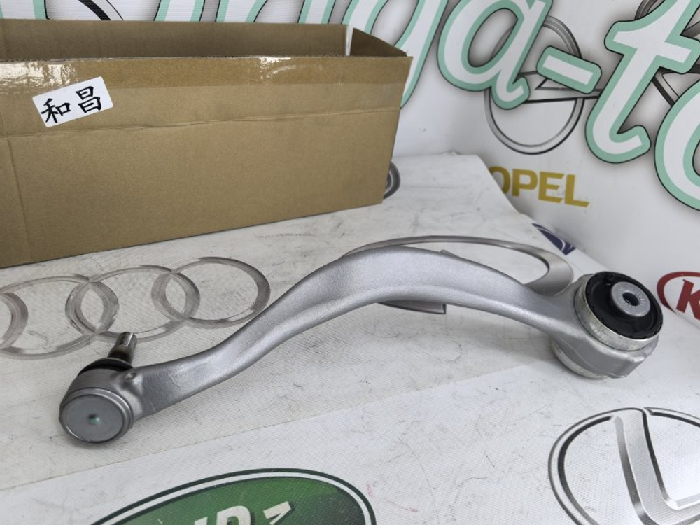 Правый передний продольный рычаг BMW 31108833468