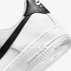 Кроссовки женские NIKE WMNS AIR FORCE 1 07