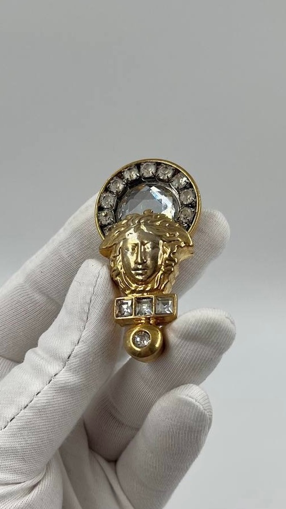 Брошь Versace