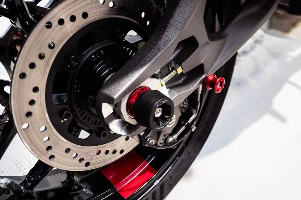 Evotech-rc Слайдер в заднюю ось Ducati Monster V2 PRF-0816