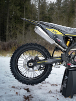 T5 Black Twister