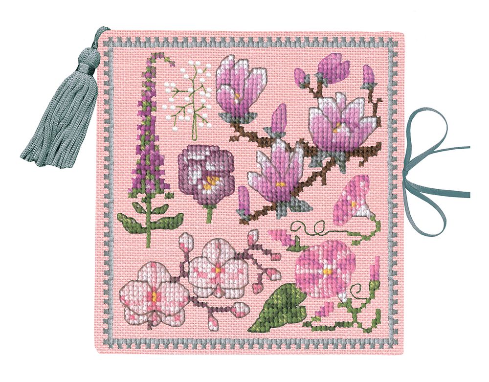Набор для вышивания нитками Le Bonheur des Dames чехла для игл: Needle Case Pink Flowers (Розовые цветы), 11х11 см Набор для вышивания нитками Le Bonheur des Dames чехла для игл: Needle Case Pink Flowers (Розовые цветы), 11х11 см