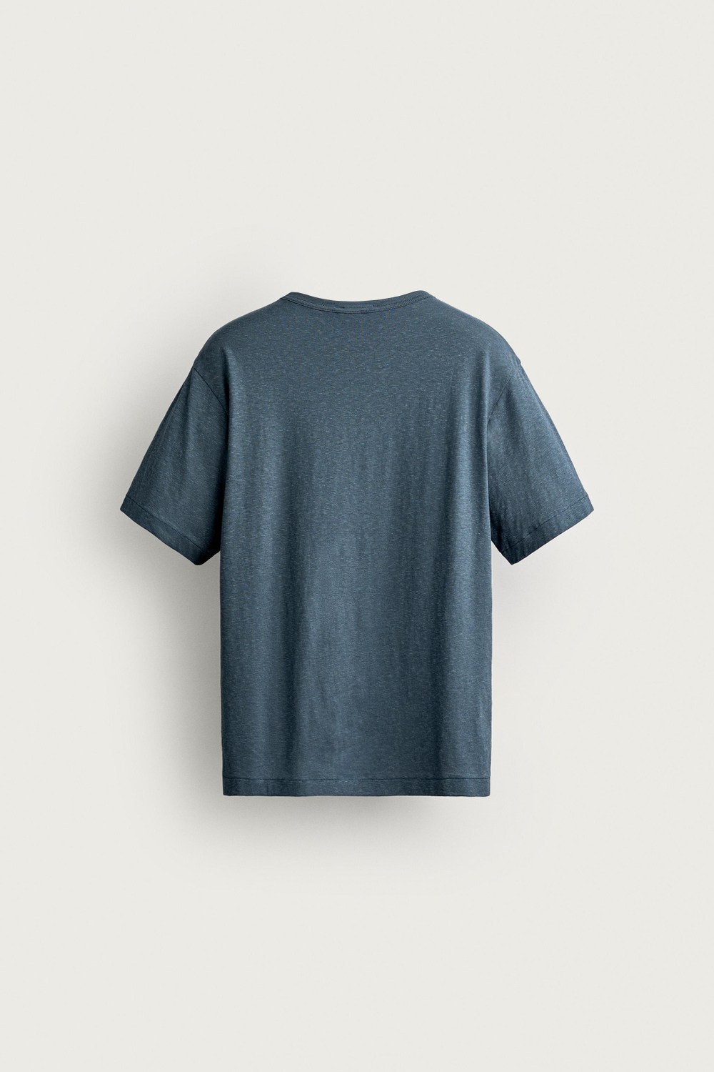 ФУТБОЛКА КЛАССИЧЕСКОГО КРОЯ ИЗ ЛЕГКОЙ ТКАНИ — ZARA