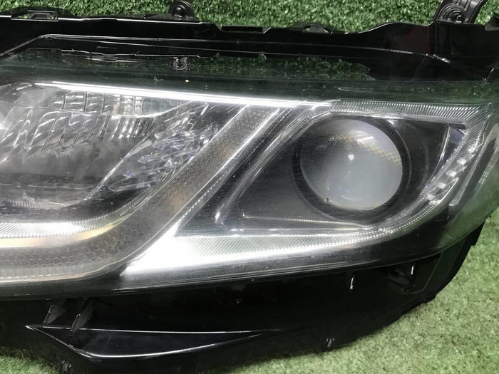 Фара левая Toyota Camry xv70 (2017-н.в.) LED