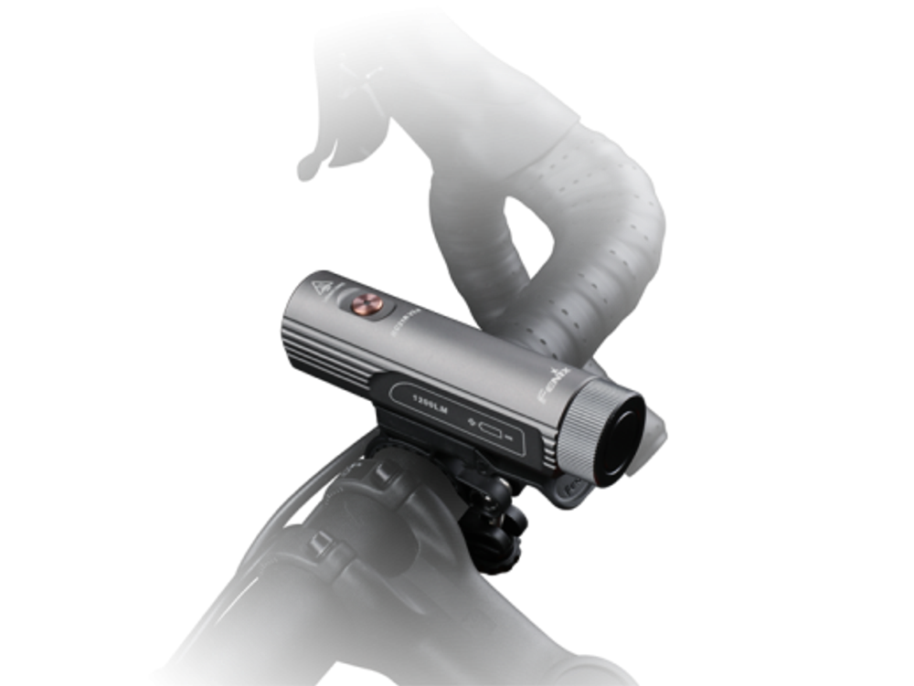 ВЕЛОФАРА FENIX BC21R V3.0