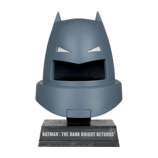 Реплика маски Бэтмена McFarlane 1:3 DC (Dark Knight returns) Armored Batman Cowl 18см