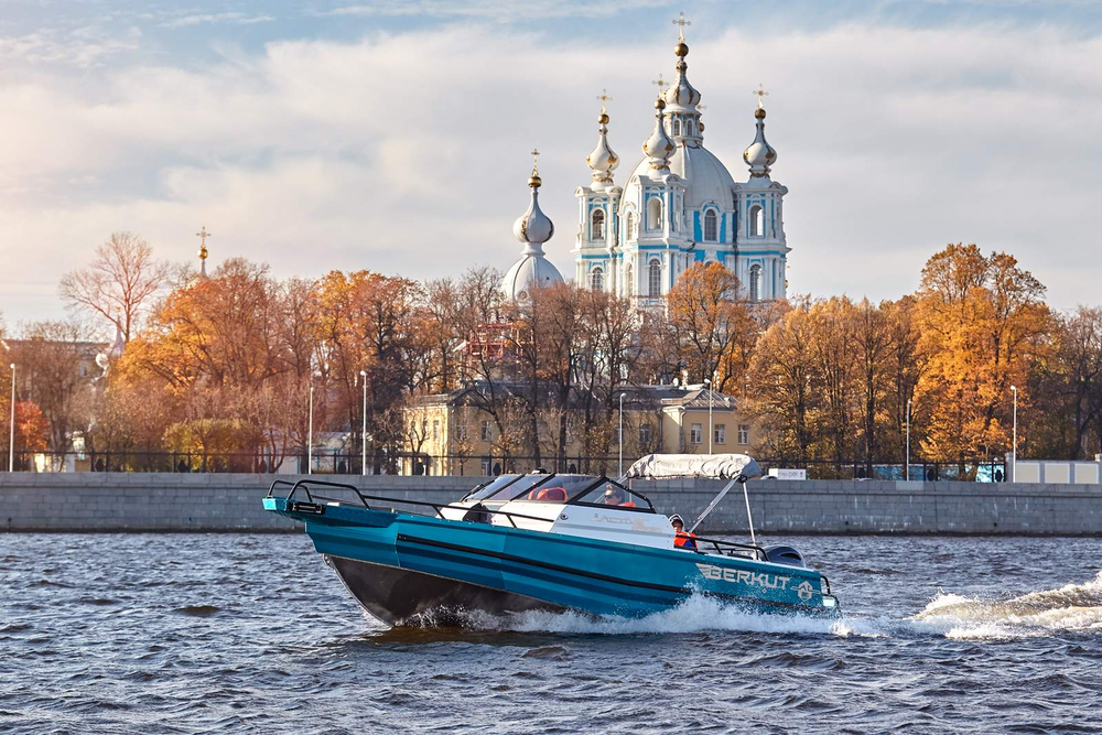 Алюминиевая лодка BERKUT Active DC