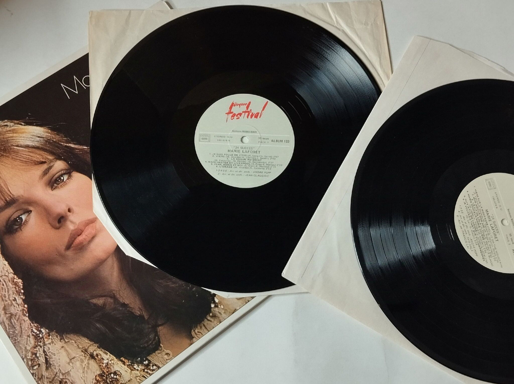 Винтажная виниловая пластинка LP Marie Laforet 24 Succes (France 1974) Ivan, Boris Et Moi