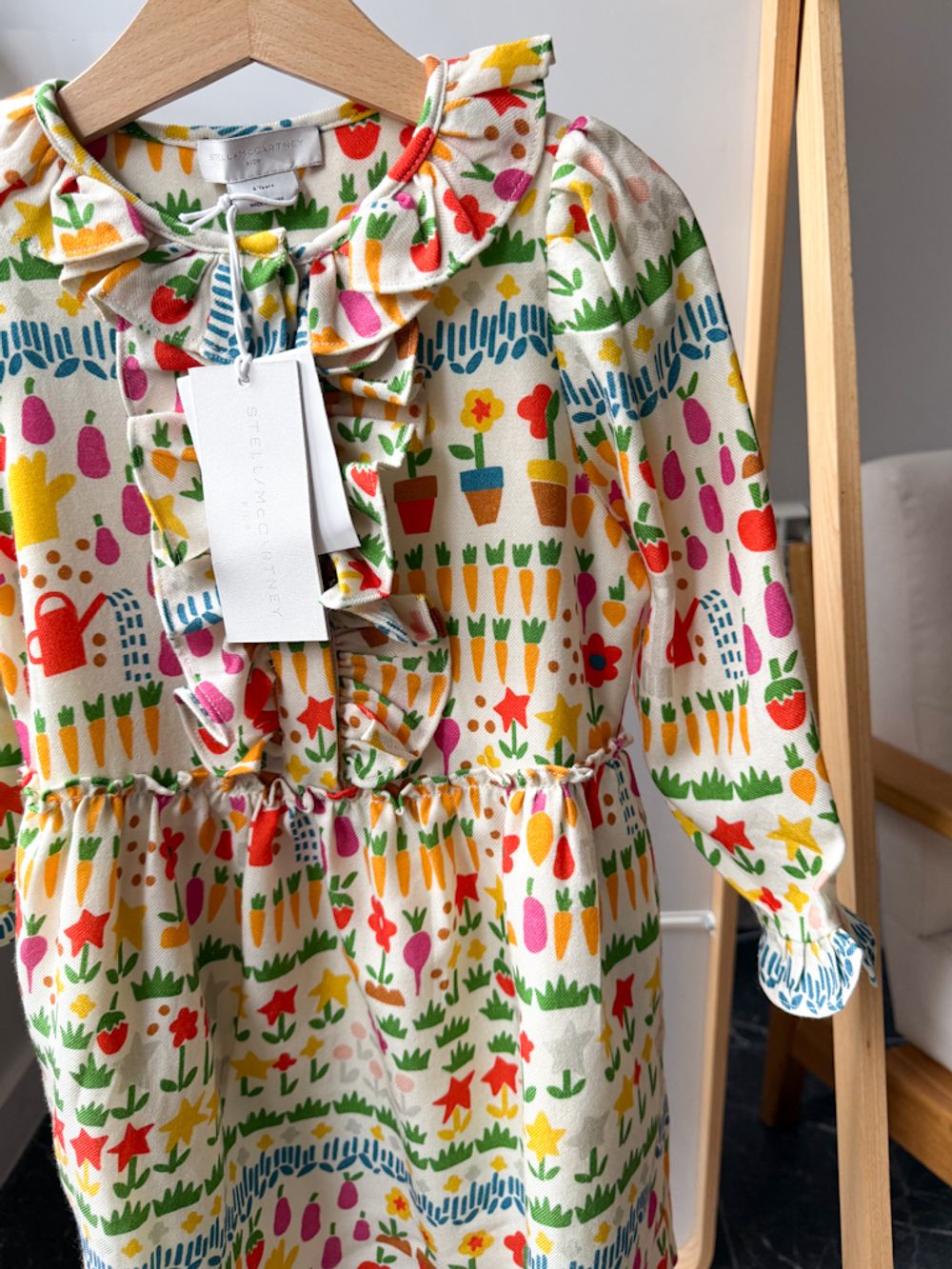 Новое шерстяное платье Stella McCartney, 104