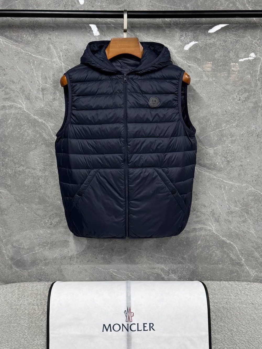 Куртка-жилетка Moncler