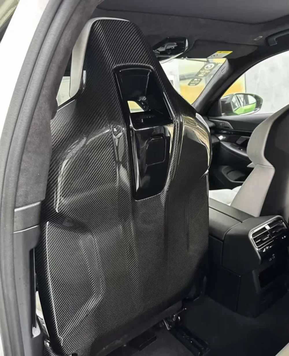 Карбоновая накладка Sooqoo на заводские сиденья для BMW M5 G90 G99 2024+ БМВ М5
