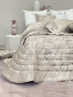 Покрывало 270х270 Blumarine Lapis Cipria бежево-розовое