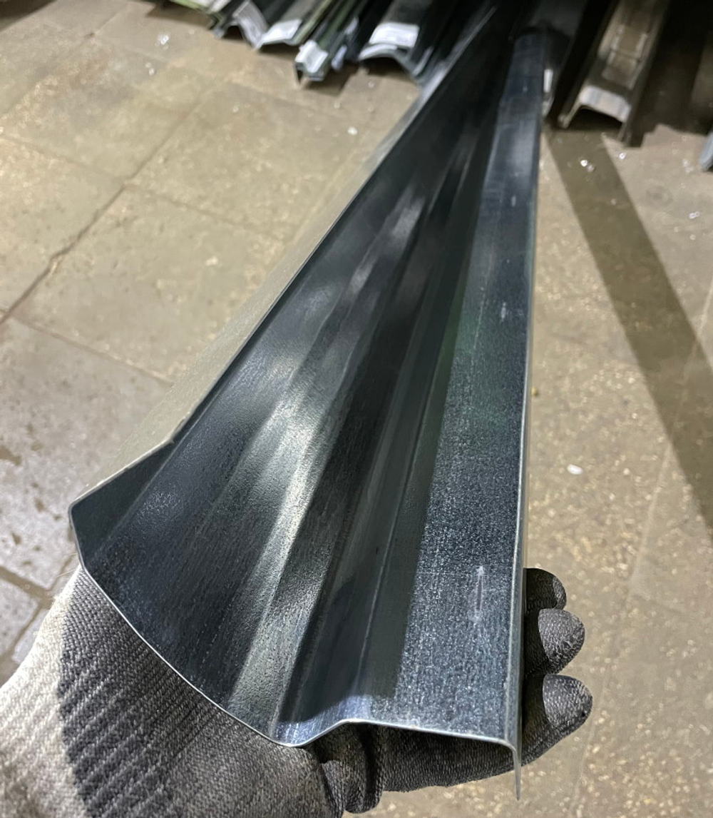 Порог левый Toyota Auris E150, Blade 2006-2012 (0,8мм)