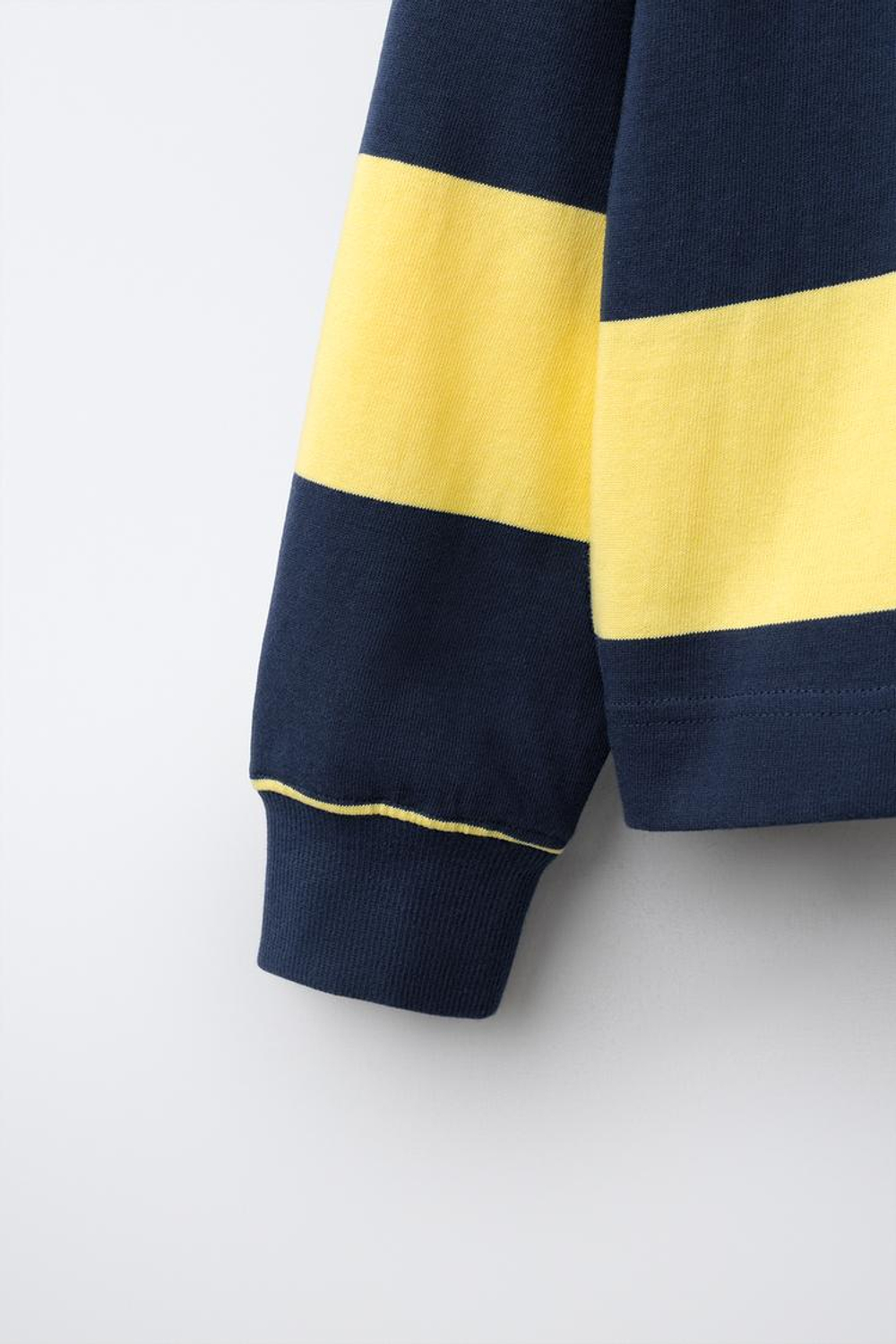 ZARA ПОЛО В ПОЛОСКУ ИЗ ПЛОТНОЙ ТКАНИ, ЖЕЛТЫЙ