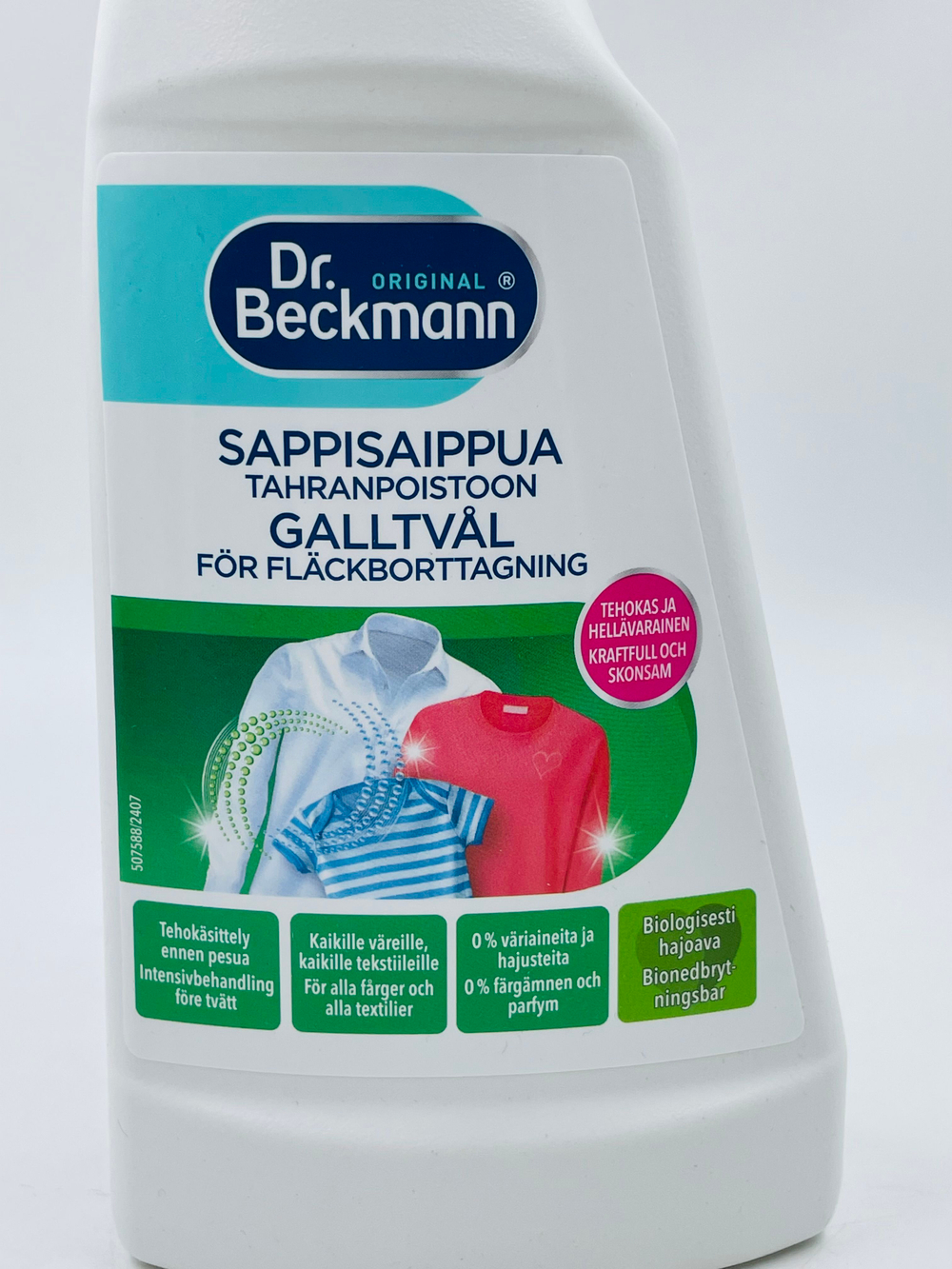 Пятновыводитель спрей Dr. Beckmann "Sappisaippua Tahranpoistoon" (желчное мыло) все виды пятен 500 мл (из Финляндии)