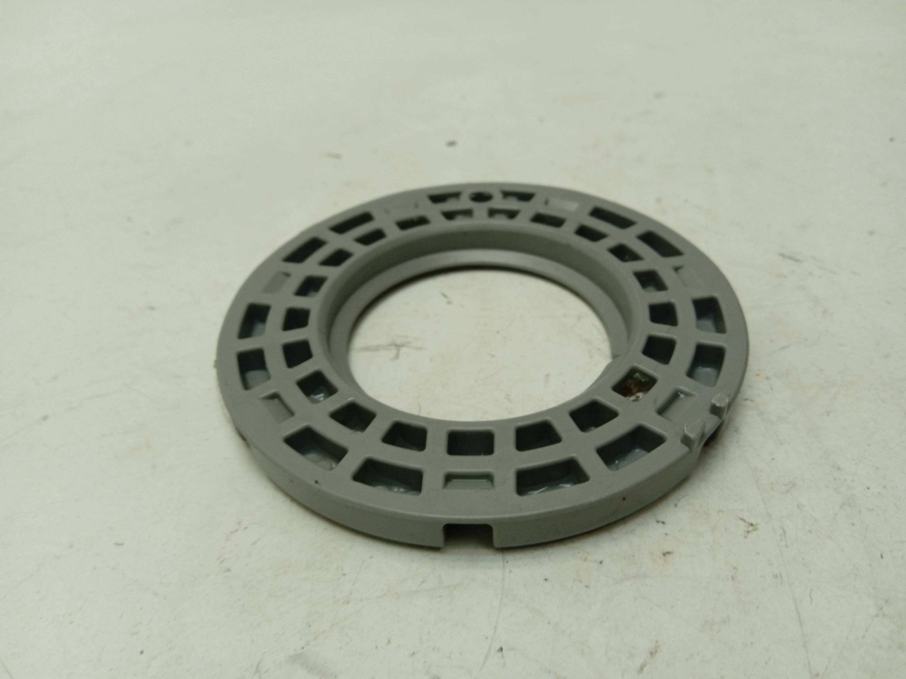 SRV55T03EU/30 ктп17 Гайка бачка для соли для посудомоечной машины Bosch SRV55T03EU/30 б/у