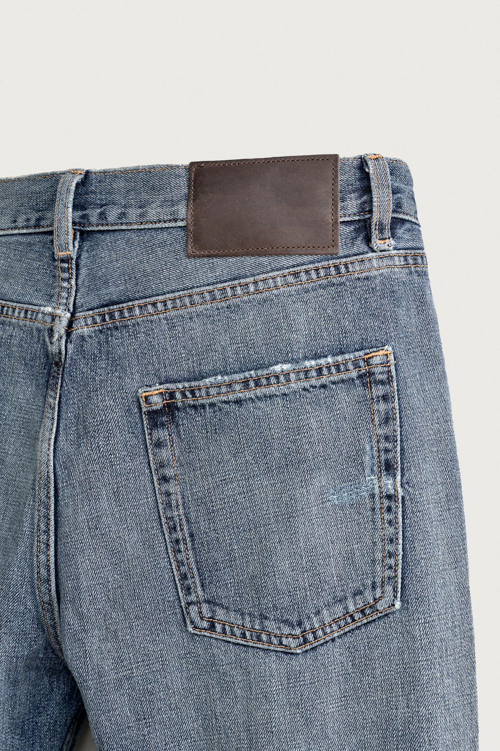 ДЖИНСЫ FLARE FIT С РАЗРЕЗАМИ — ZARA