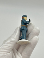 Фигурка Полицейский Department 56