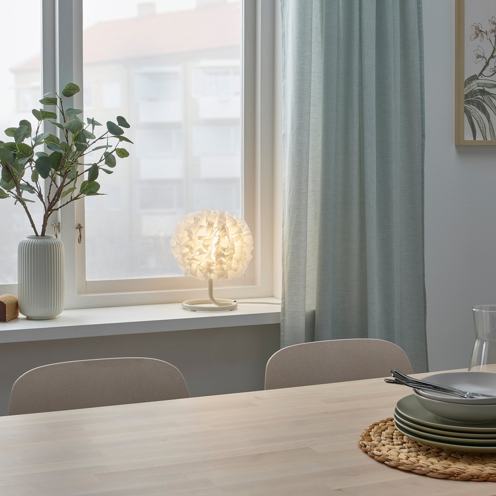 IKEA VINDKAST  (ИКЕА ВИНДКАСТ)  -  Лампа настольная - белый 26 см