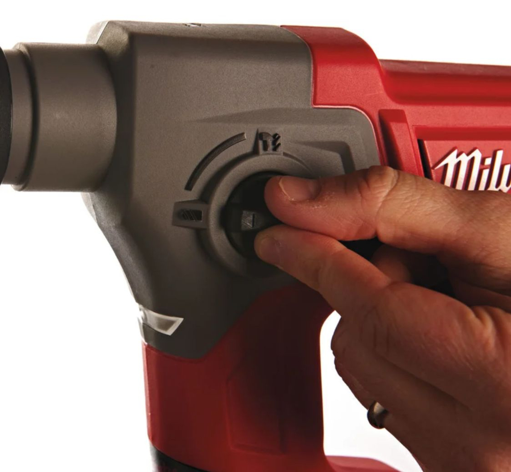 Субкомпактный SDS-PLUS перфоратор Milwaukee M12 CH-602X FUEL 4933451510