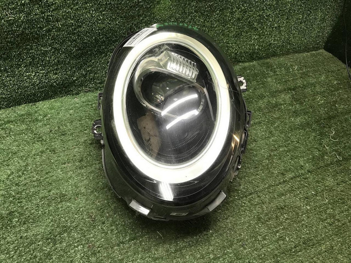 Фара правая Mini Hatch F56 (2018-2021) LED