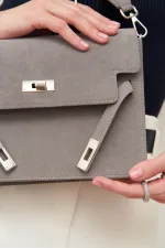СУМКА «QUIET LUXURY» СЕРЫЙ