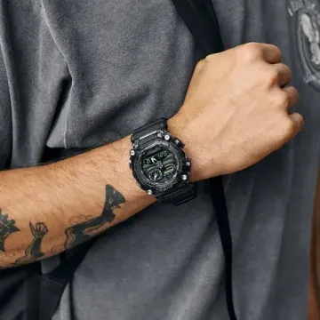Наручные часы Casio G-Shock GA-900SKE-8ADR