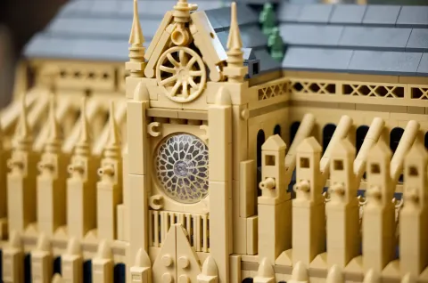 Конструктор LEGO Architecture 21061 Собор Парижской Богоматери