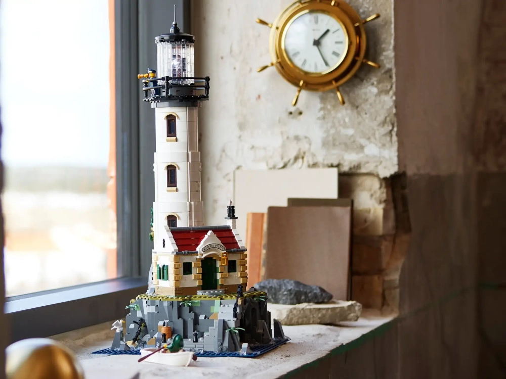 Конструктор LEGO Ideas 21335 Моторизованный маяк