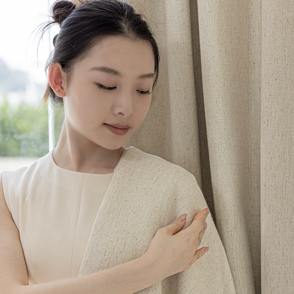 Шерстяная портьерная ткань «Natural Weave» — натуральная шерсть с льняной текстурой для штор от пола до потолка