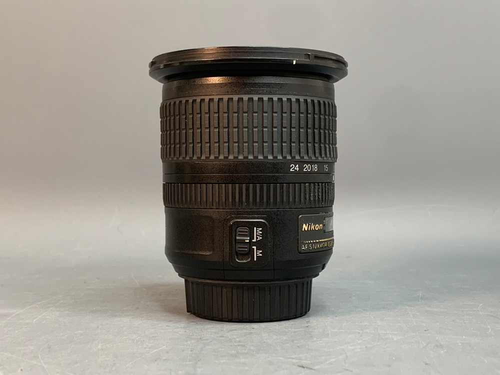 Nikon 10-24mm 3.5-4.5G ED AF-S DX Nikkor