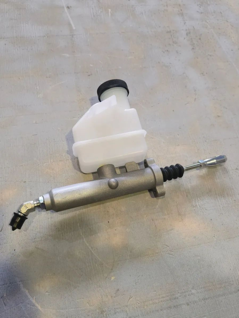 Цилиндр сцепления главный FAW J6 (АТ2068) (AVTO-TECH)