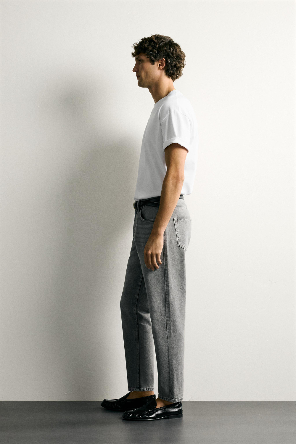ДЖИНСЫ SLIM TAPERED — ZARA