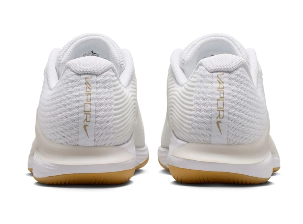 Женские теннисные кроссовки Nike Zoom Vapor 12 - white/lt orewood/summit white/linien