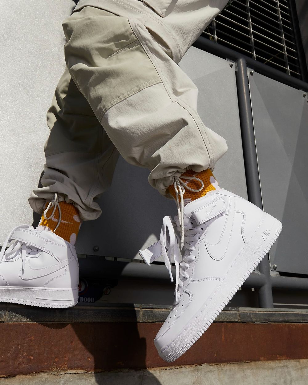 Кроссовки мужские NIKE AIR FORCE 1 MID '07