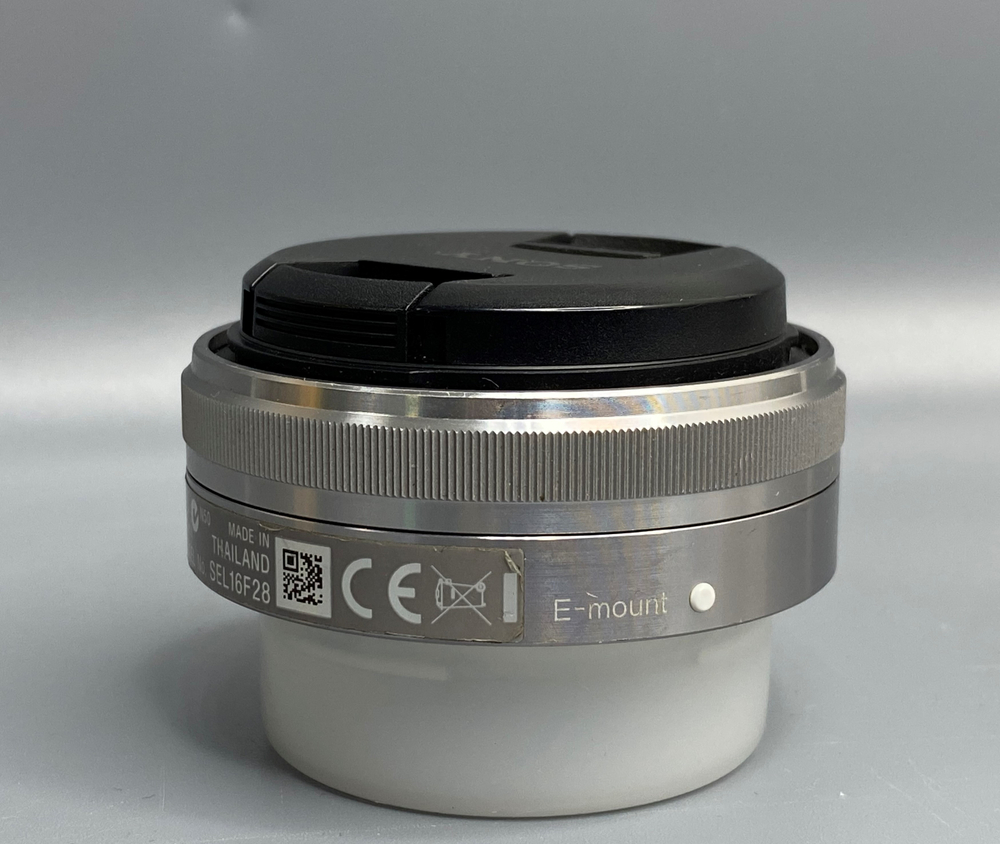 Sony E 16mm f/2.8