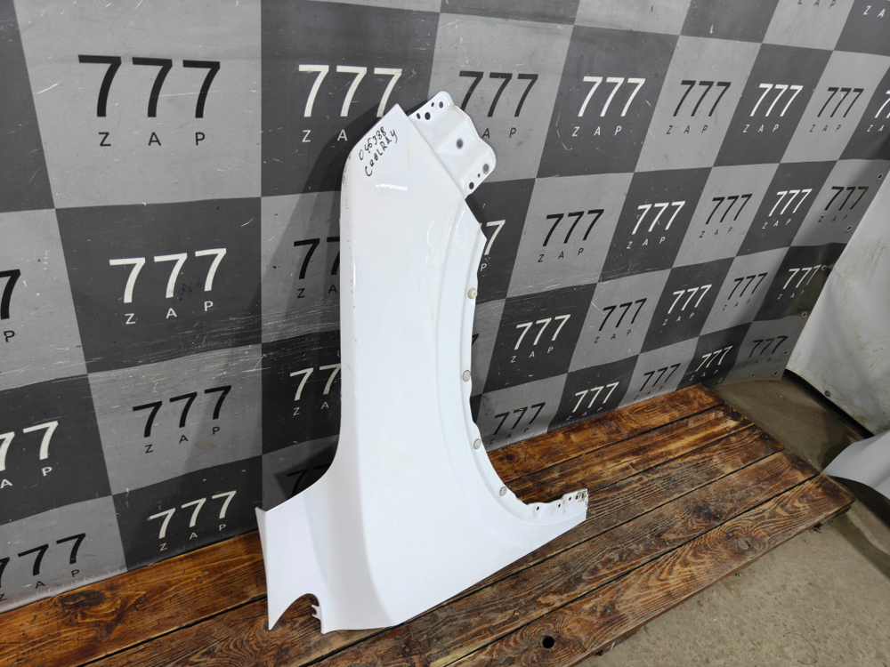 Крыло переднее правое Geely Coolray 19-нв Б/У Оригинал 5035052600C15