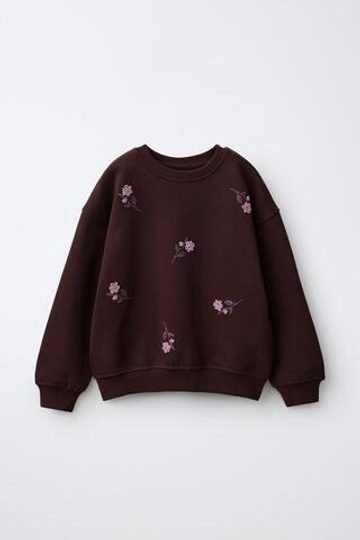 ZARA ТОЛСТОВКА С ЦВЕТАМИ И БУСИНАМИ, БАКЛАЖАННЫЙ